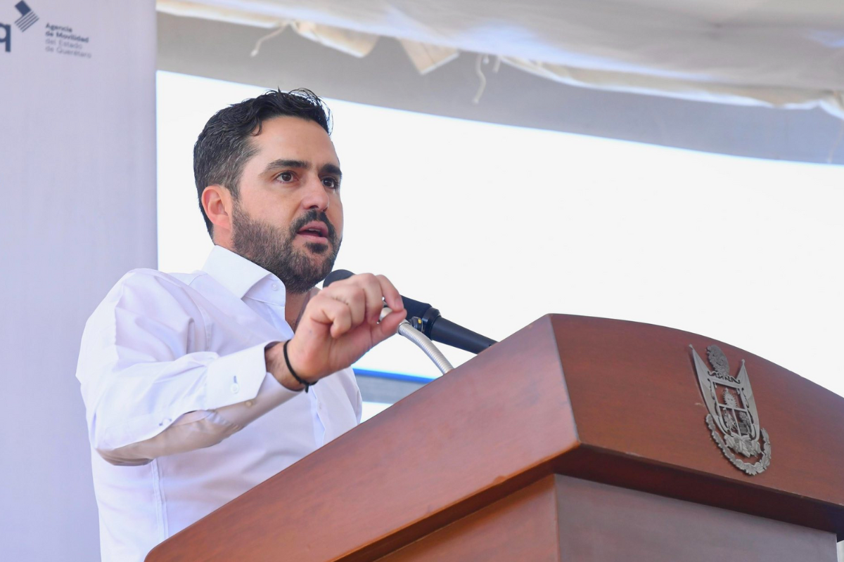 Agustín Dorantes denuncia falta de civilidad durante evento oficial en Querétaro