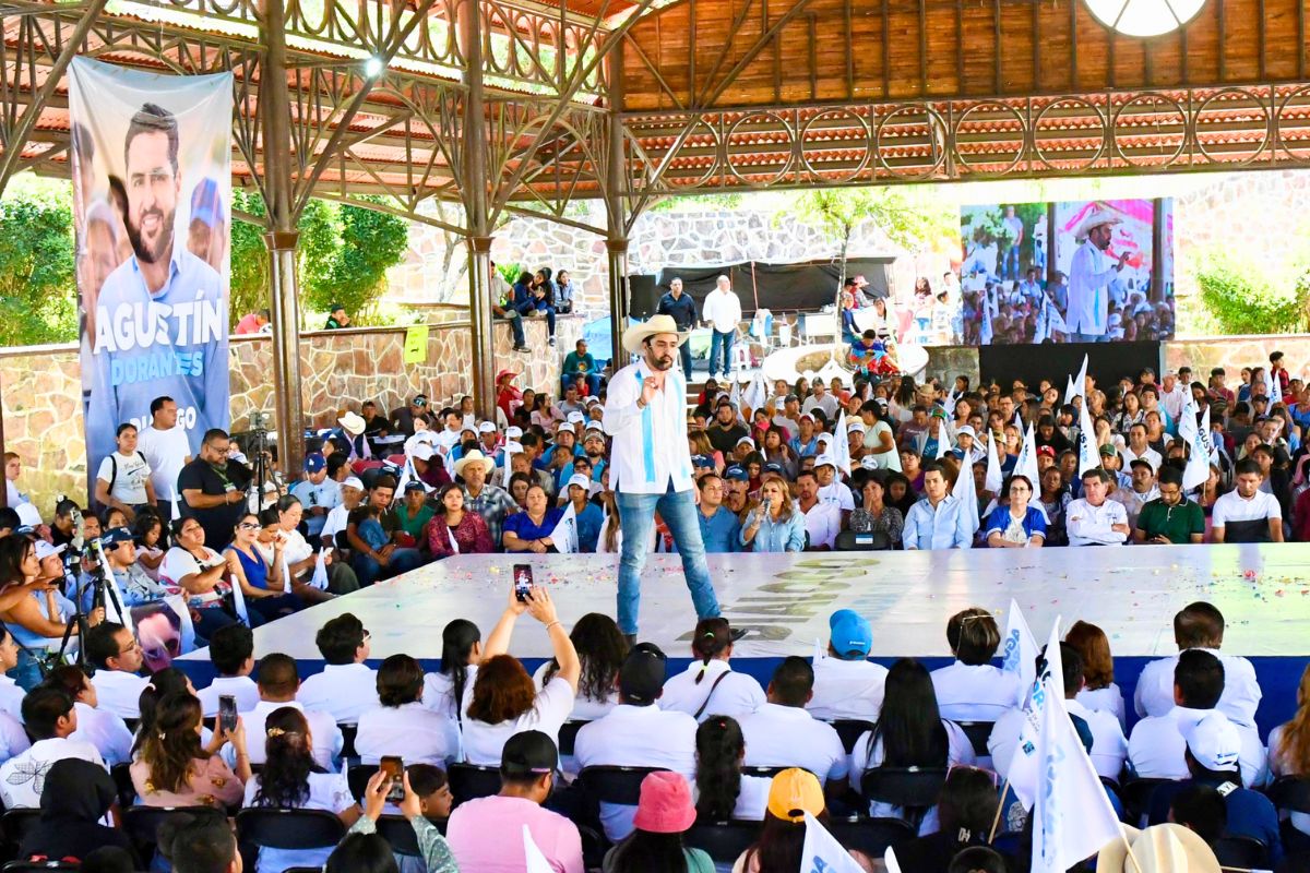 Agustín Dorantes presenta su Primer Informe Legislativo en la Sierra Queretana