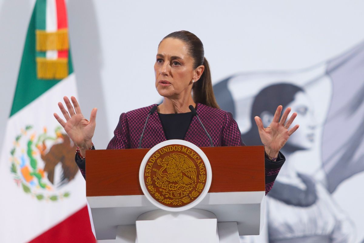 Claudia Sheinbaum defiende migrantes y descarta tensiones con EE. UU. tras reunión con Christopher Landau
